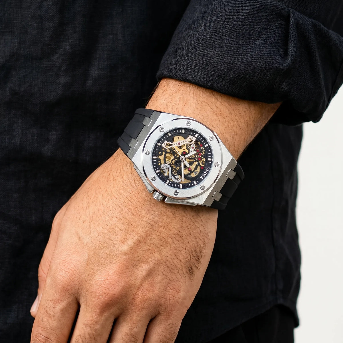 Casttelani® Obsidian Crest | Casttelani